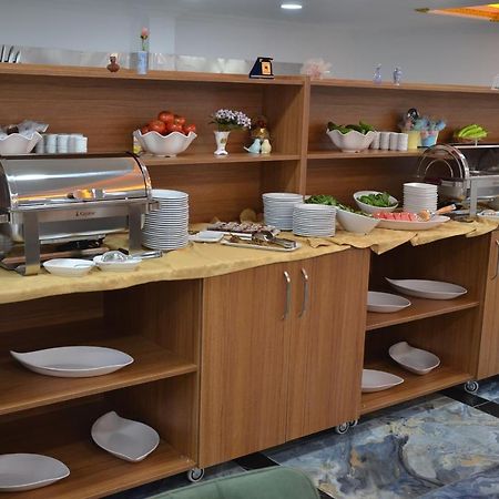 Piyes Otel Анталия Екстериор снимка