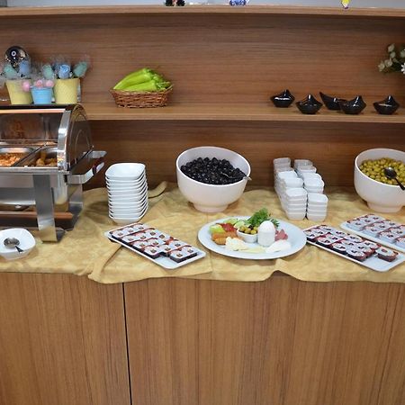 Piyes Otel Анталия Екстериор снимка