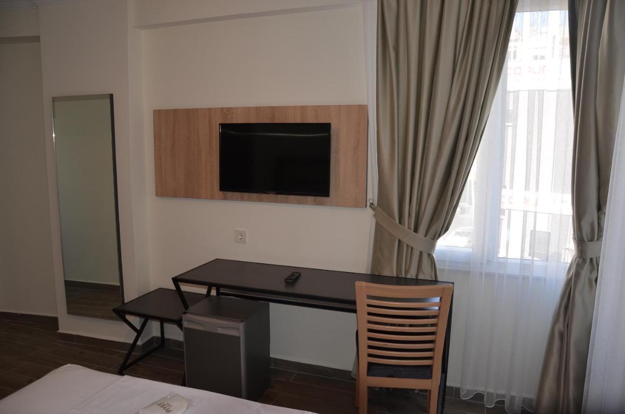 Piyes Otel Анталия Екстериор снимка
