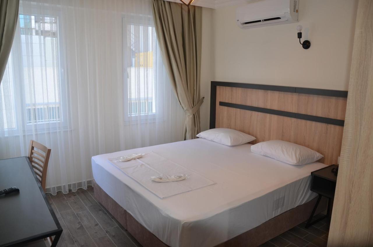 Piyes Otel Анталия Екстериор снимка