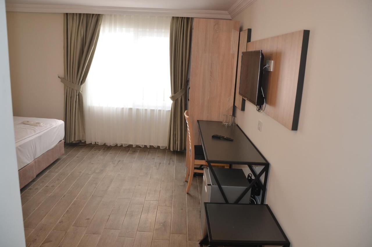 Piyes Otel Анталия Екстериор снимка