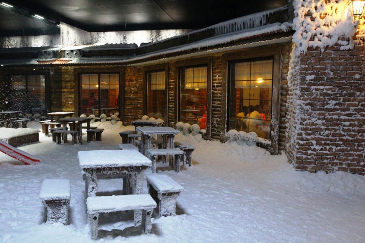 Piyes Otel Анталия Екстериор снимка