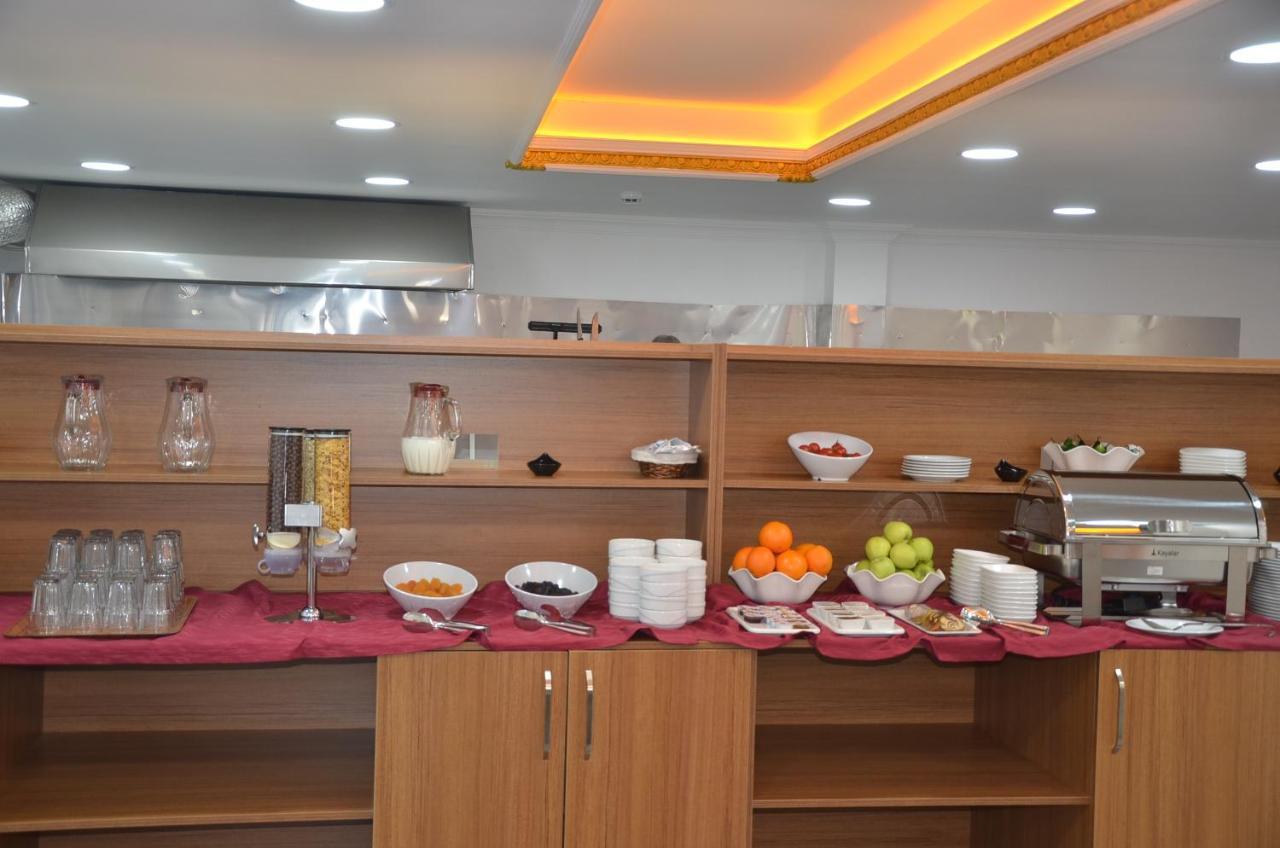 Piyes Otel Анталия Екстериор снимка